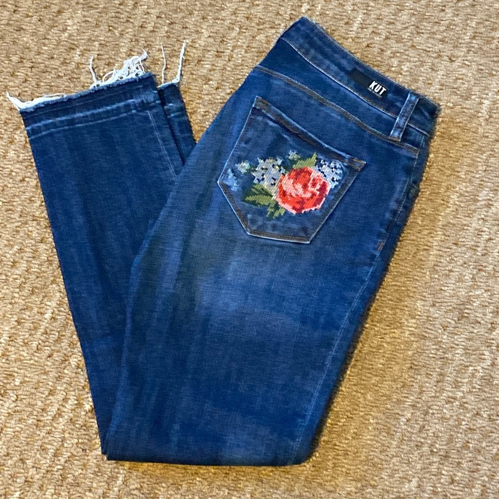 KUT Reese ankle straight leg with embroidery womens size 2